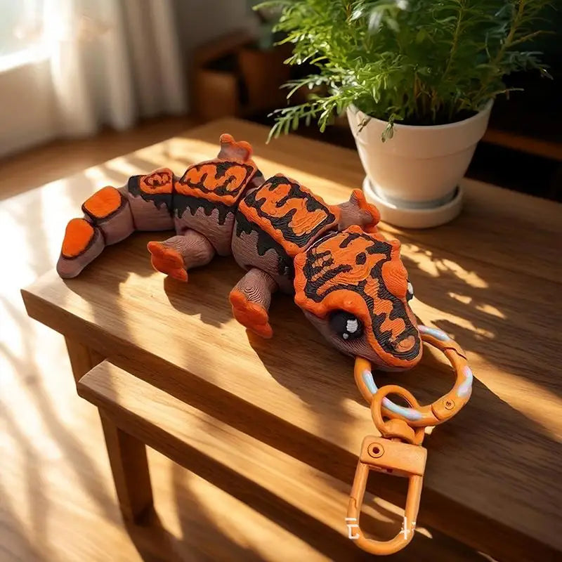 Articulated Gecko Keychain with Movable Limbs