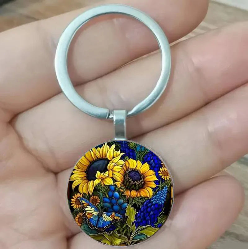 Round Floral Pendant Keychain