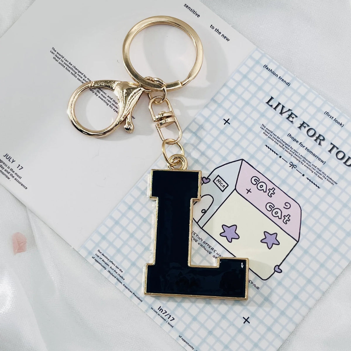 Enamel 26 Alphabet Letter Keychain Pendant Versatile Portable Letter Keyring Charm Decor for Bracelet Necklace Bag Mini Gift
