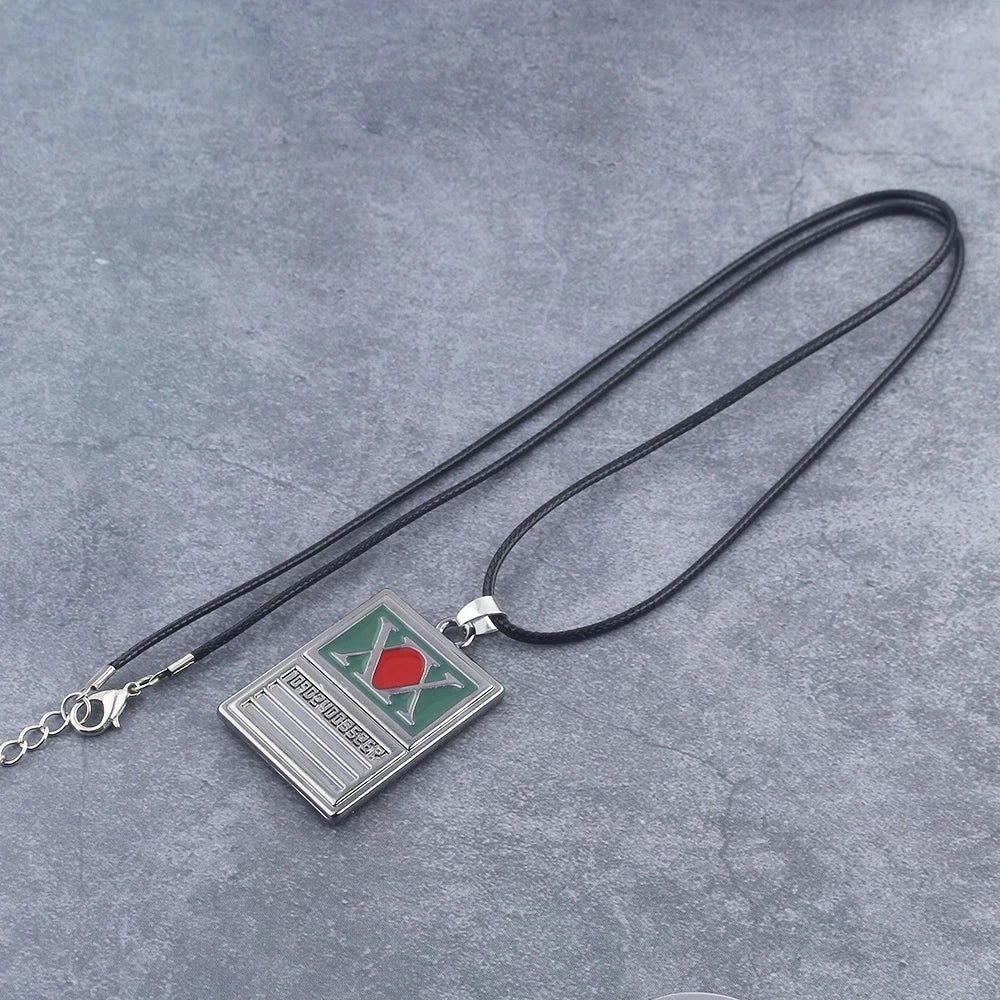 Hunter License Pendant Keychain in Antique Silver