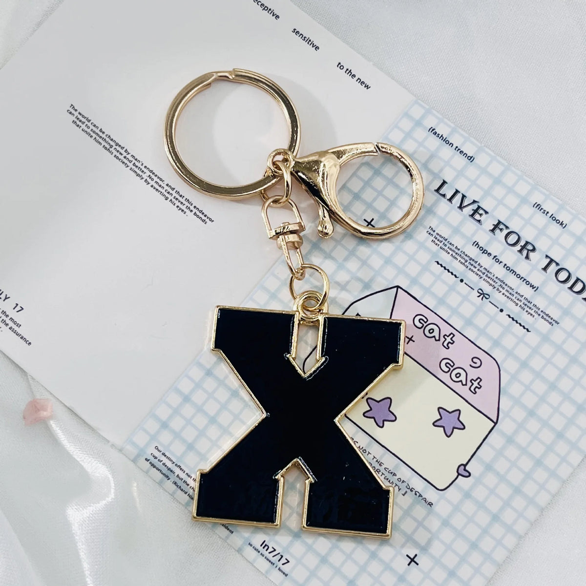 Enamel 26 Alphabet Letter Keychain Pendant Versatile Portable Letter Keyring Charm Decor for Bracelet Necklace Bag Mini Gift