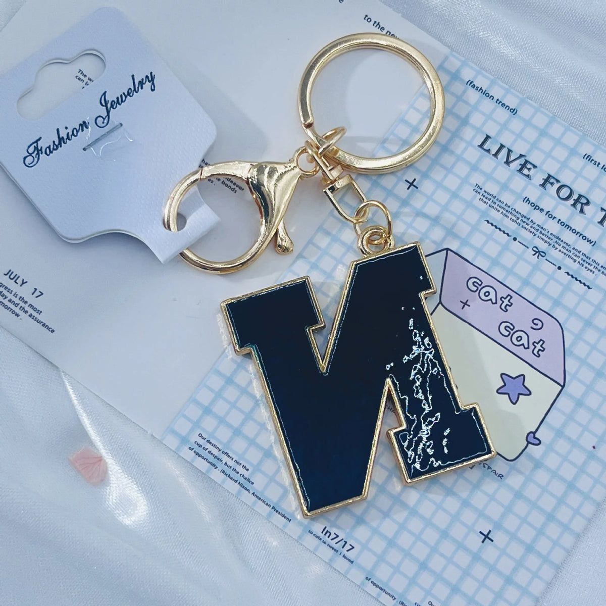 Enamel 26 Alphabet Letter Keychain Pendant Versatile Portable Letter Keyring Charm Decor for Bracelet Necklace Bag Mini Gift