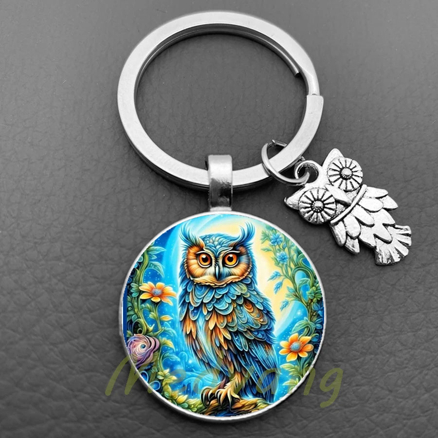 New Cute Owl Keychain with Large Eyes Owl Retro Pattern Glass Convex Keychain Creative Men's and Women's Car Bag Pendant Jewelry