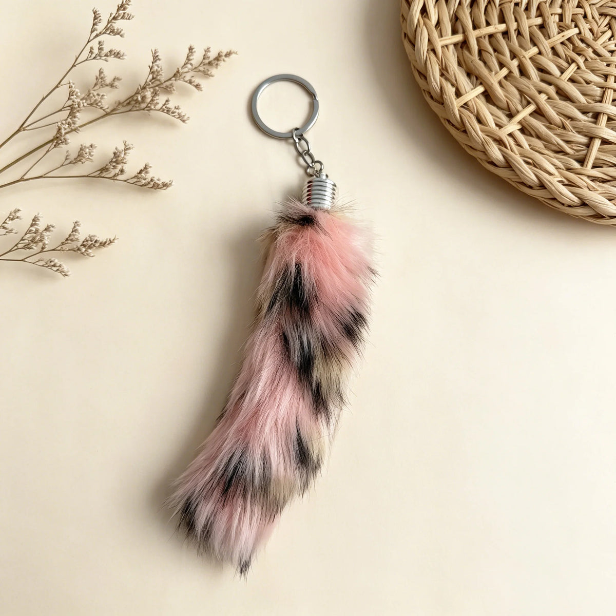 Fox Tail Keychain Irregular Car Keychain Bag Pendant Tail Animal Style Leopard Colored Keychain Cute Plush Keychain For Women