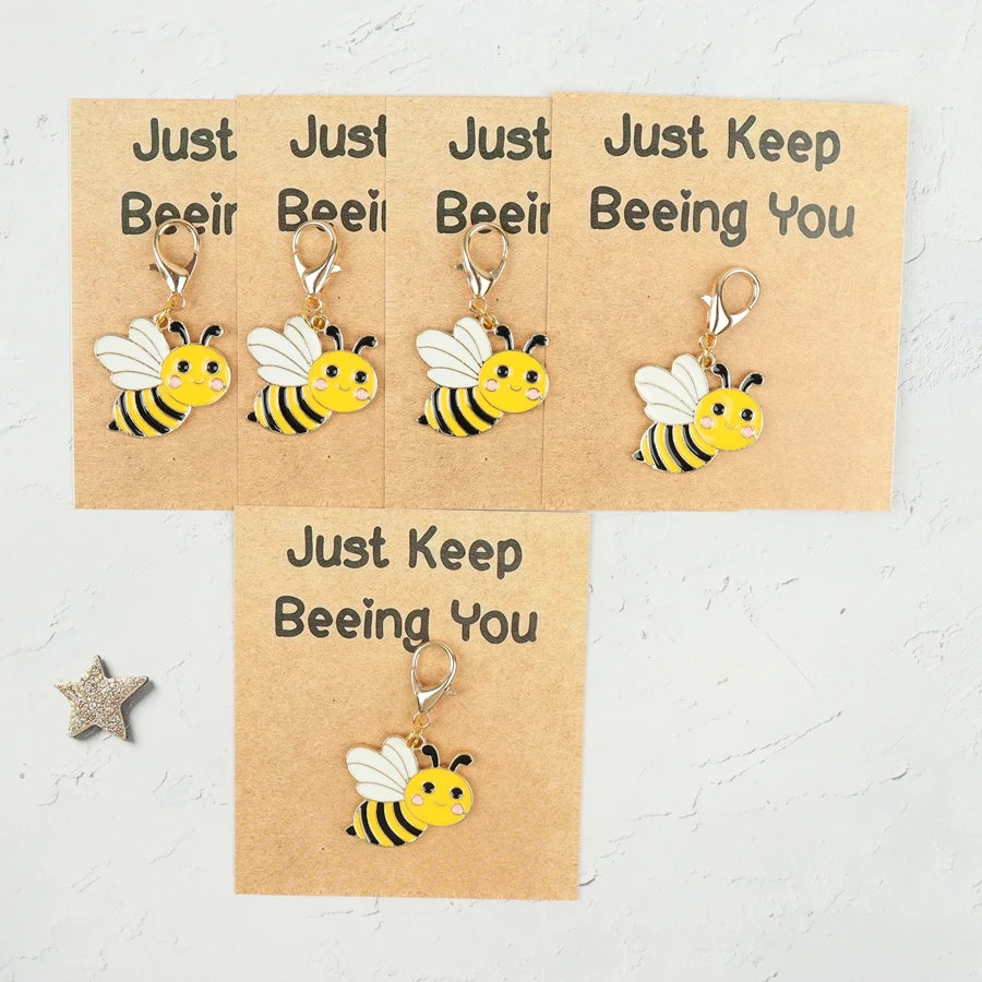5 Cute Bee Keychains, Encouraging Gifts, Adorable Friendship Gifts, Positive Energy Encouragement Gifts, Ideal Gifts for Family Members