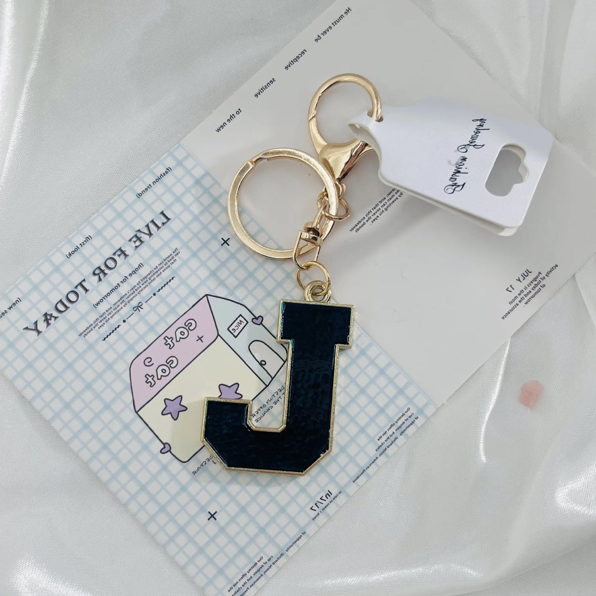 Enamel 26 Alphabet Letter Keychain Pendant Versatile Portable Letter Keyring Charm Decor for Bracelet Necklace Bag Mini Gift