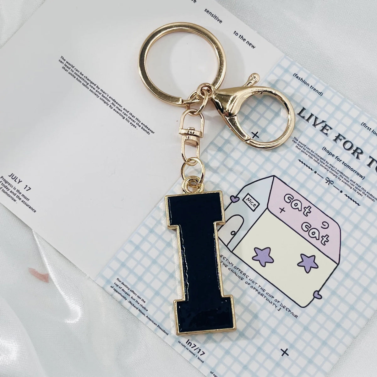 Enamel 26 Alphabet Letter Keychain Pendant Versatile Portable Letter Keyring Charm Decor for Bracelet Necklace Bag Mini Gift