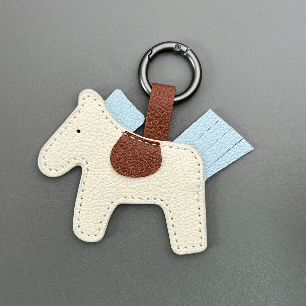1PC Cute Leather Horse Keychain, Handmade Pony Bag Charm, Stylish Key Ring for Keys, Bags & Car Decor