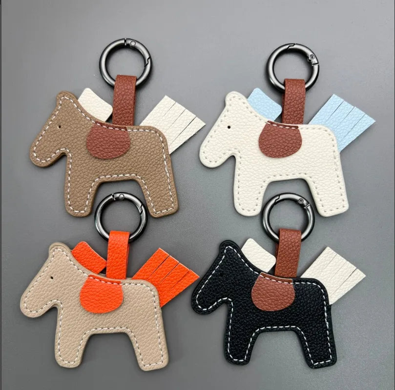 1PC Cute Leather Horse Keychain, Handmade Pony Bag Charm, Stylish Key Ring for Keys, Bags & Car Decor