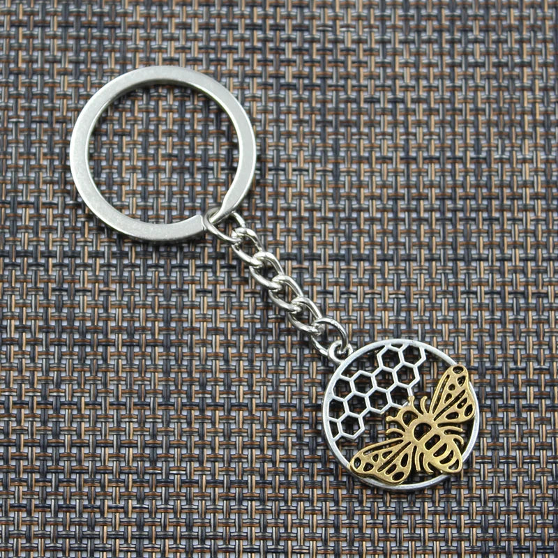 New Keychain 29x25mm Gold Color Bee Honeycomb Honeybee Pendants DIY Men Car Key Chain Ring Holder Keyring Souvenir Jewelry Gift